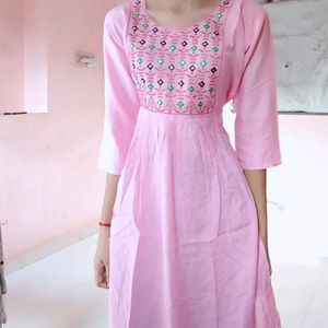 Nyra Cut Kurti