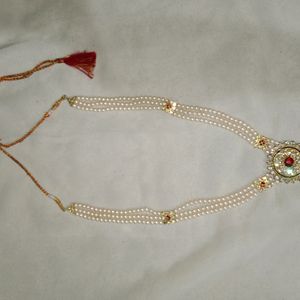 Beautiful Heavy Neckpiece