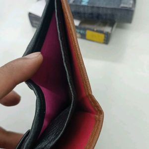 Gucci Stylish Men's Wallet