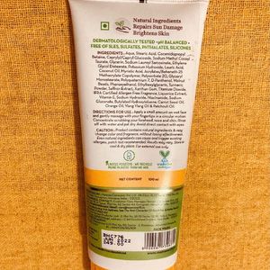 Combo Ubtan Face Wash And Lakme Sunscreen