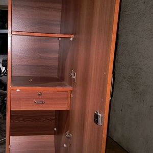 Cupboard/ Wardrobe