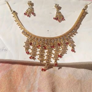 zarkan neckpiece with earings