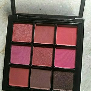 NYbae Eyeshadow Palette