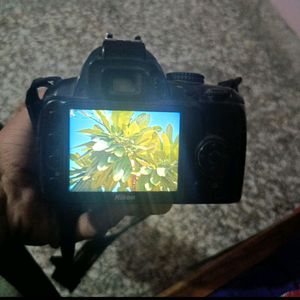 Nikon D3000