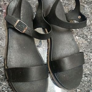 Black Sandal