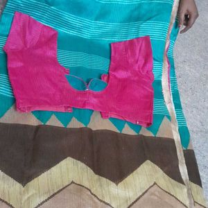 New Look Saree With Blouse And Zigzag Patterns✨️✨️