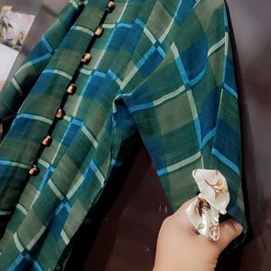 Green Check Print Long Shrug For Girl 36 Bust