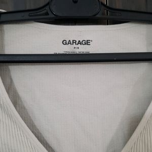 GARAGE ACTIVE WEAR TOP