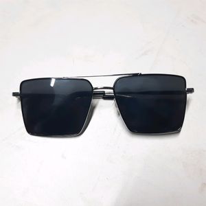 Sunglasses Black ( New Condition )