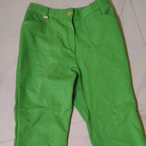 Straight Green Formal Pant.