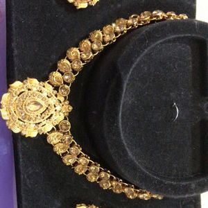 Golden jewellery Set|| Earrings & Necklace|