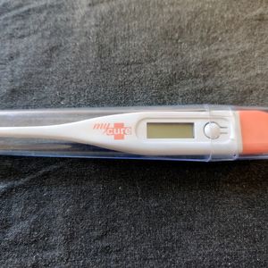 MyCure Digital Thermometer With Box