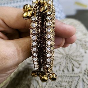 ROYAL BRIDAL JEWELLERY & GOLDEN BANGLES