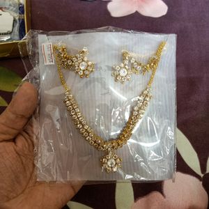 Neckless Set