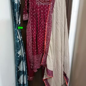 Naira Kurta Set