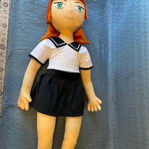 Gwen Plushie