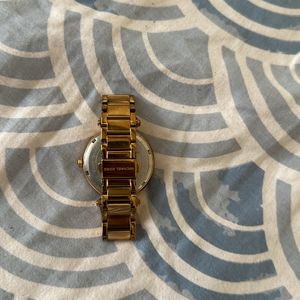 Michael Kors Women Watch In Good Condition