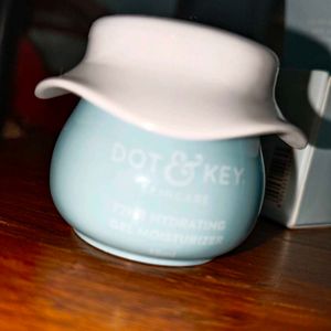 DOT AND KEY FACE MOISTURIZER