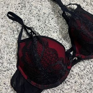 Sale‼️Buy1 Get 1‼️Red-Black Lace Bra ❤️🖤