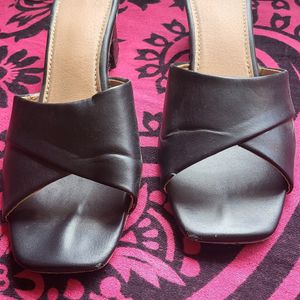 BLACK HEELS UK SIZE 7, 10 INCHES LENGTH