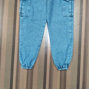 U-55 Size 28 Cago Straight Women Denim Jeans