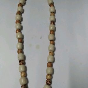 Wooden Plain And Printed Beads Necklace