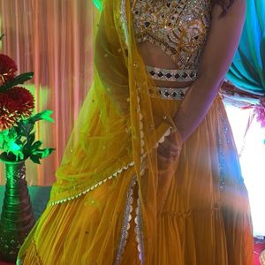 Women Yellow Lehanga With Choli And Dupatta