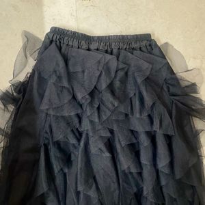 Black Ruffle Long Skirt