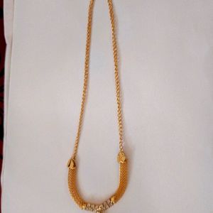 It is a small pretty Elegant Necklace