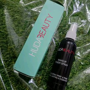 Huda Beauty Makeup Fixer