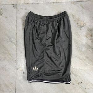 ADIDAS ORIGINALS REAL MADRID THIRD GREY SHORTS