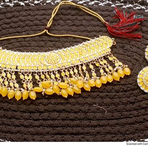 Keerthi Beads Choker