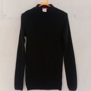 New Black Turtleneck Pullover