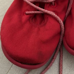 Neeman’s Red Wool sneakers