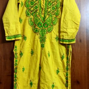 Few Time Used LucknowChikankari Thread Work Kurta