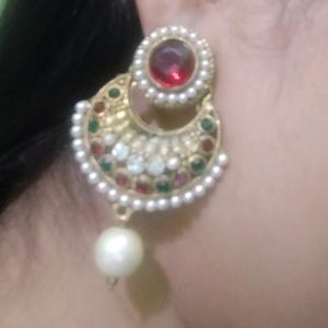 Lovely Fancy Party Wear Earring