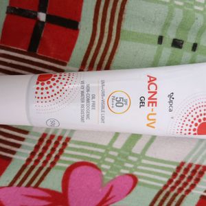 Spf 50 Pa+++ Acne Uv Gel(ipca)....... Offer Price Grab Fast