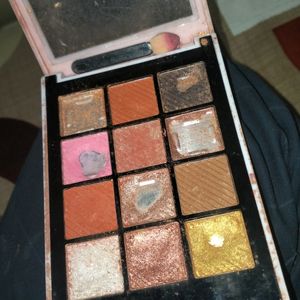 Used Eye Shadow Palette