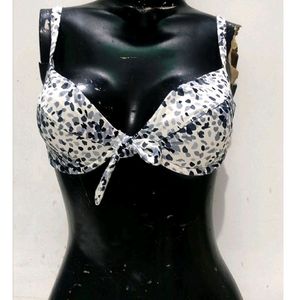 L Size Stylish Light Padded Bra