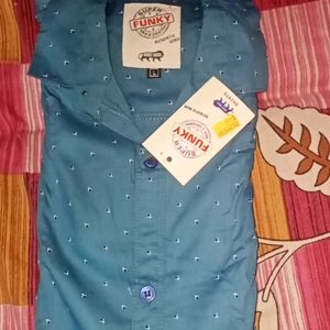 L SIZE THREE SHIRT BRAND NEW