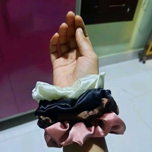 combo of 4 satin scrunchies