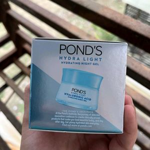 Pond's Hydra Light Hyaluronic Acid Night Gel