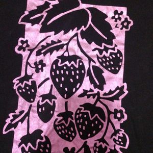 Strawberry Shinning Zudio Tshirt