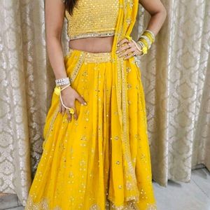 Yellow 🟡 Colour Beautiful Lahenga For ❤️