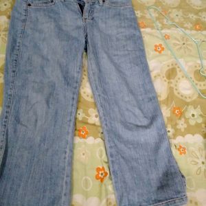 Not Used Lee Three Fourth Pant .40 Rs Off Shippin