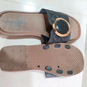 Women's Flat