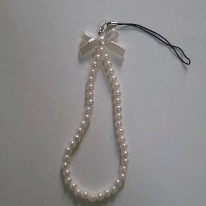 Pearl Bow Phone Charm