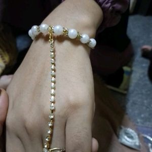 Pearl Bracelet