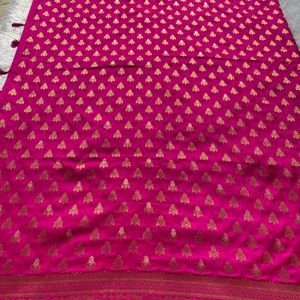 Brand New Soft Silk Rani Saree With Blouse Piece