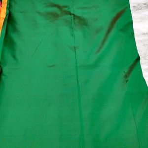 Dual Tone Saree With Dark Green Blouse Piece